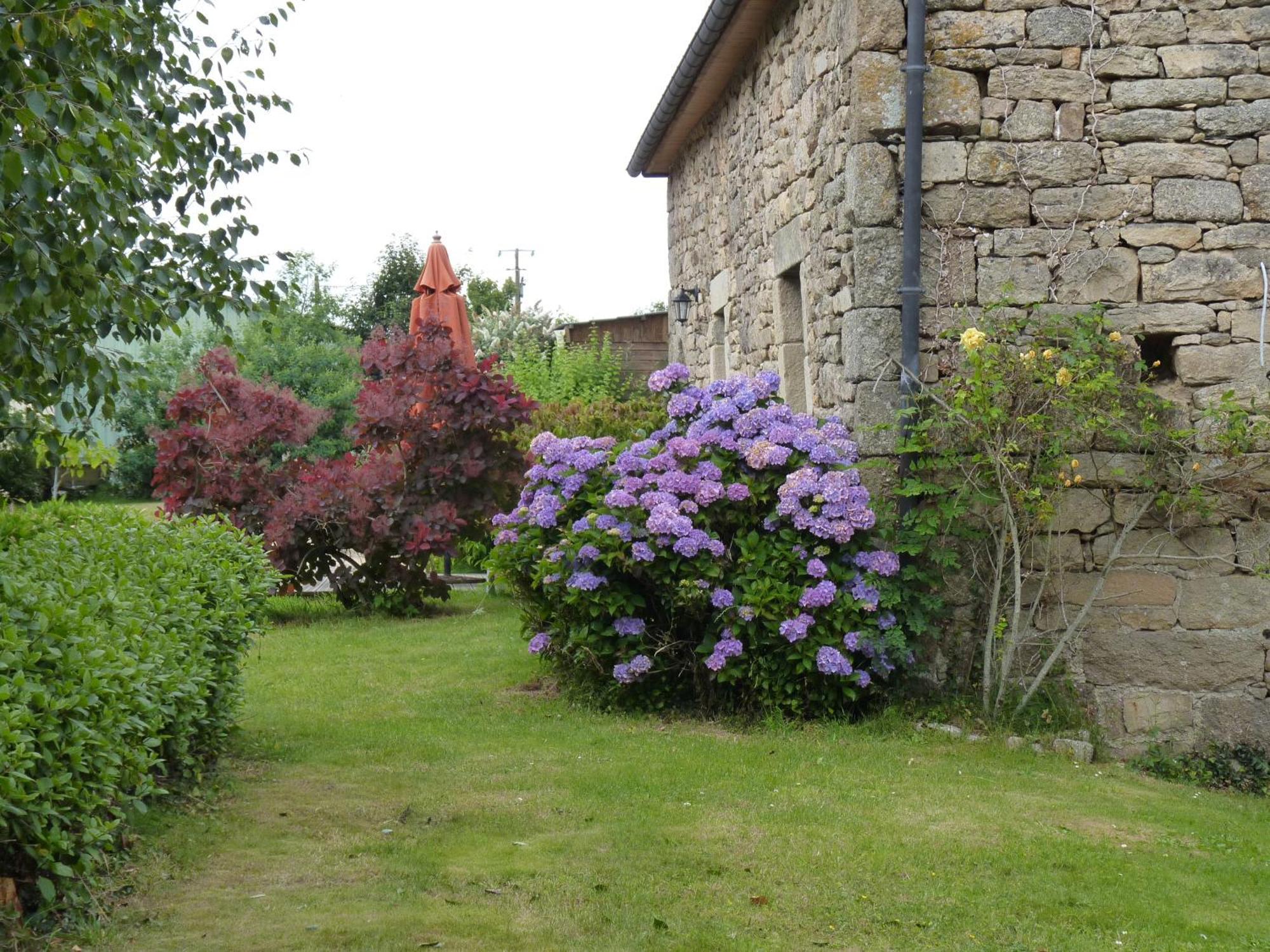Gites De La Haie Plouégat-Moysan Buitenkant foto